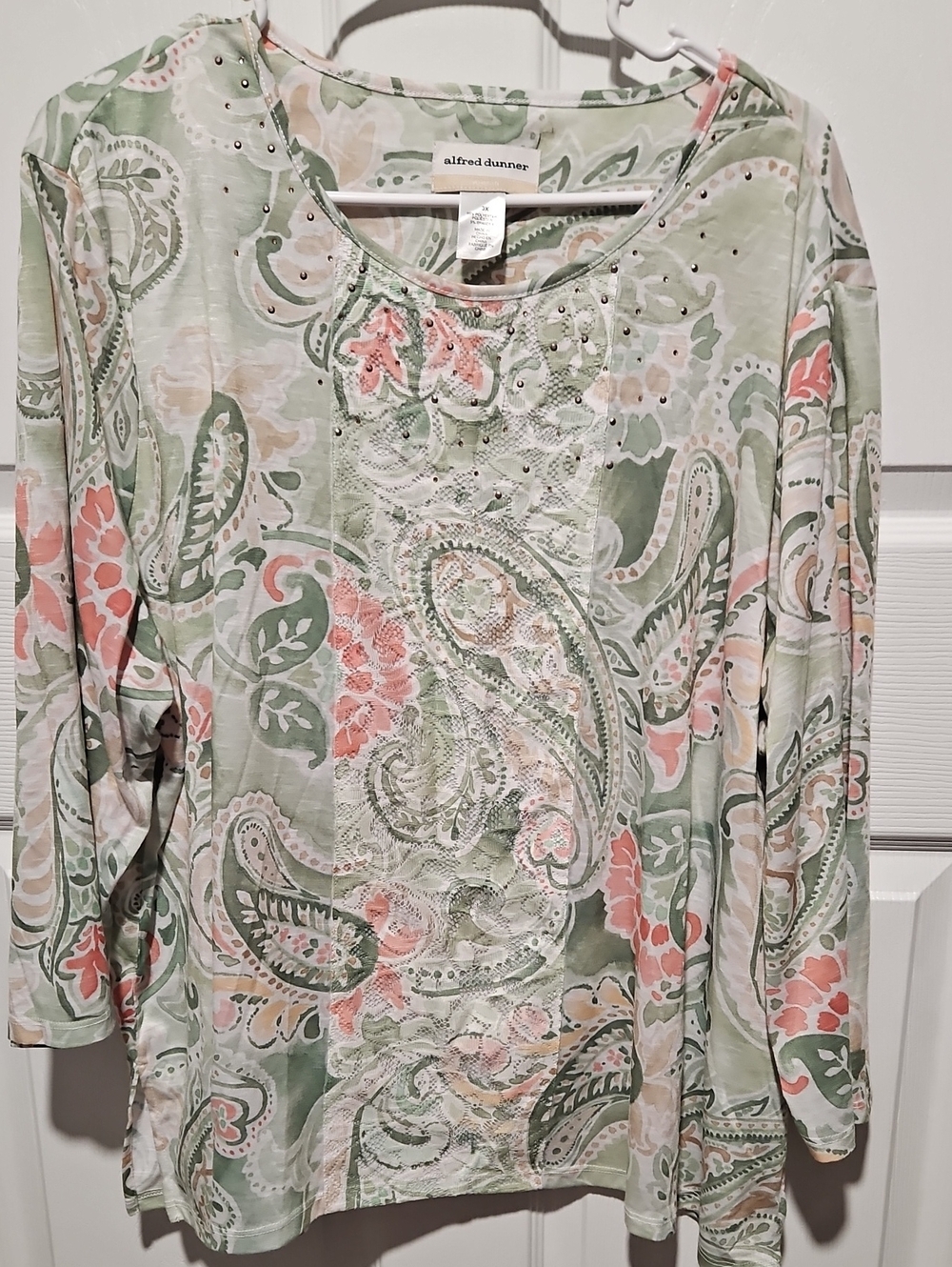 Alfred Dunner Sage & Coral Paisley Embellished Long-Sleeve Top